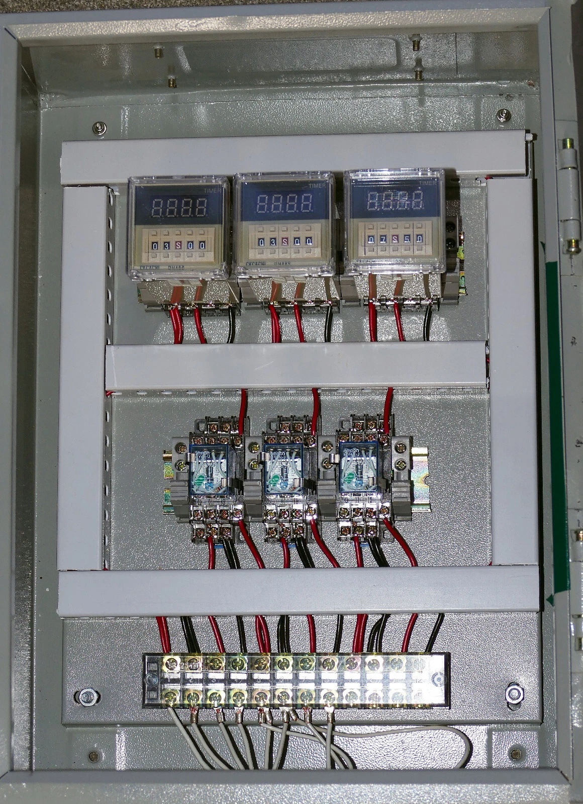 사진 사용됨 OMRON Timer controller sequencer 판매용