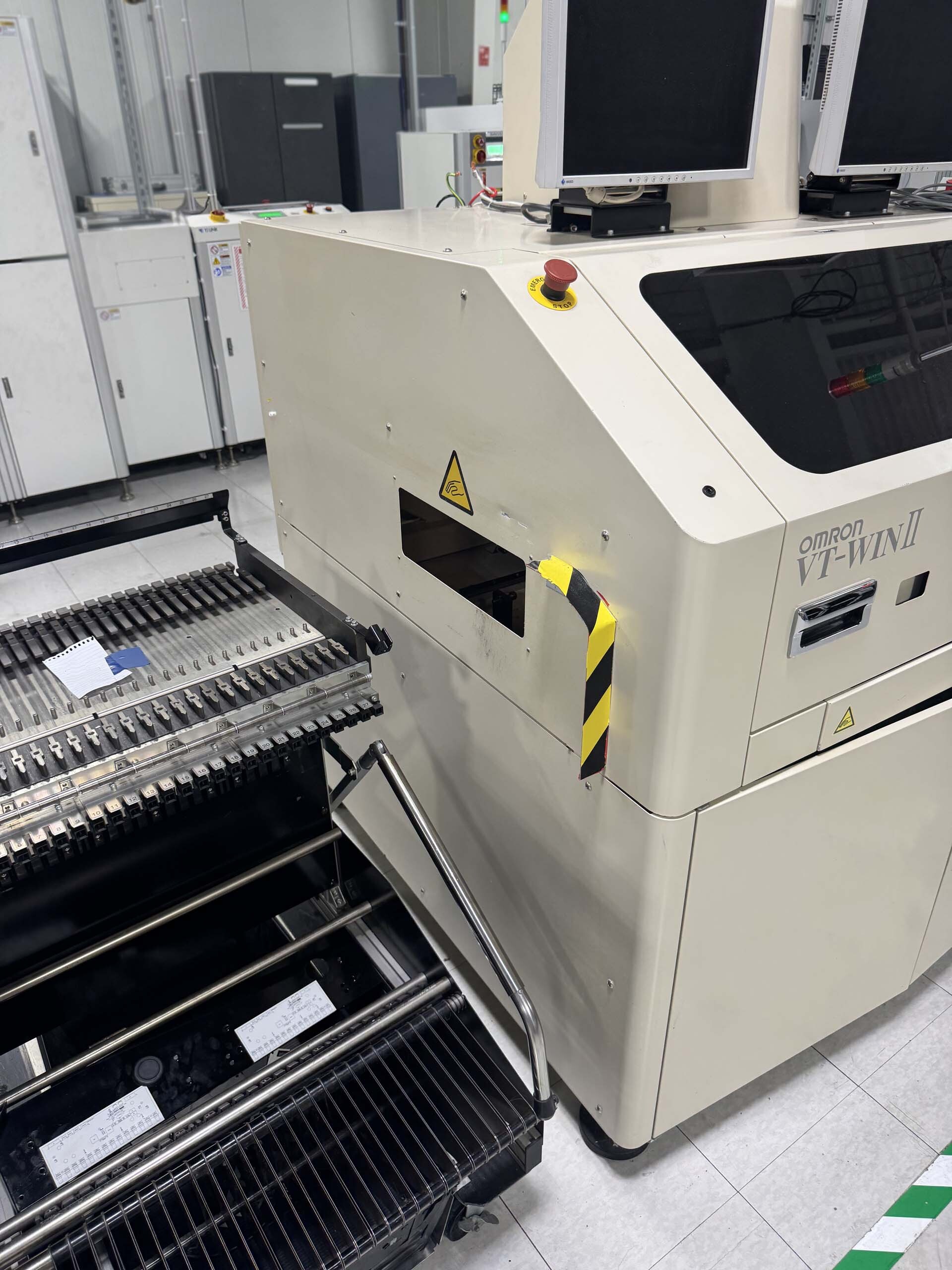 Photo Used OMRON VT Win II For Sale