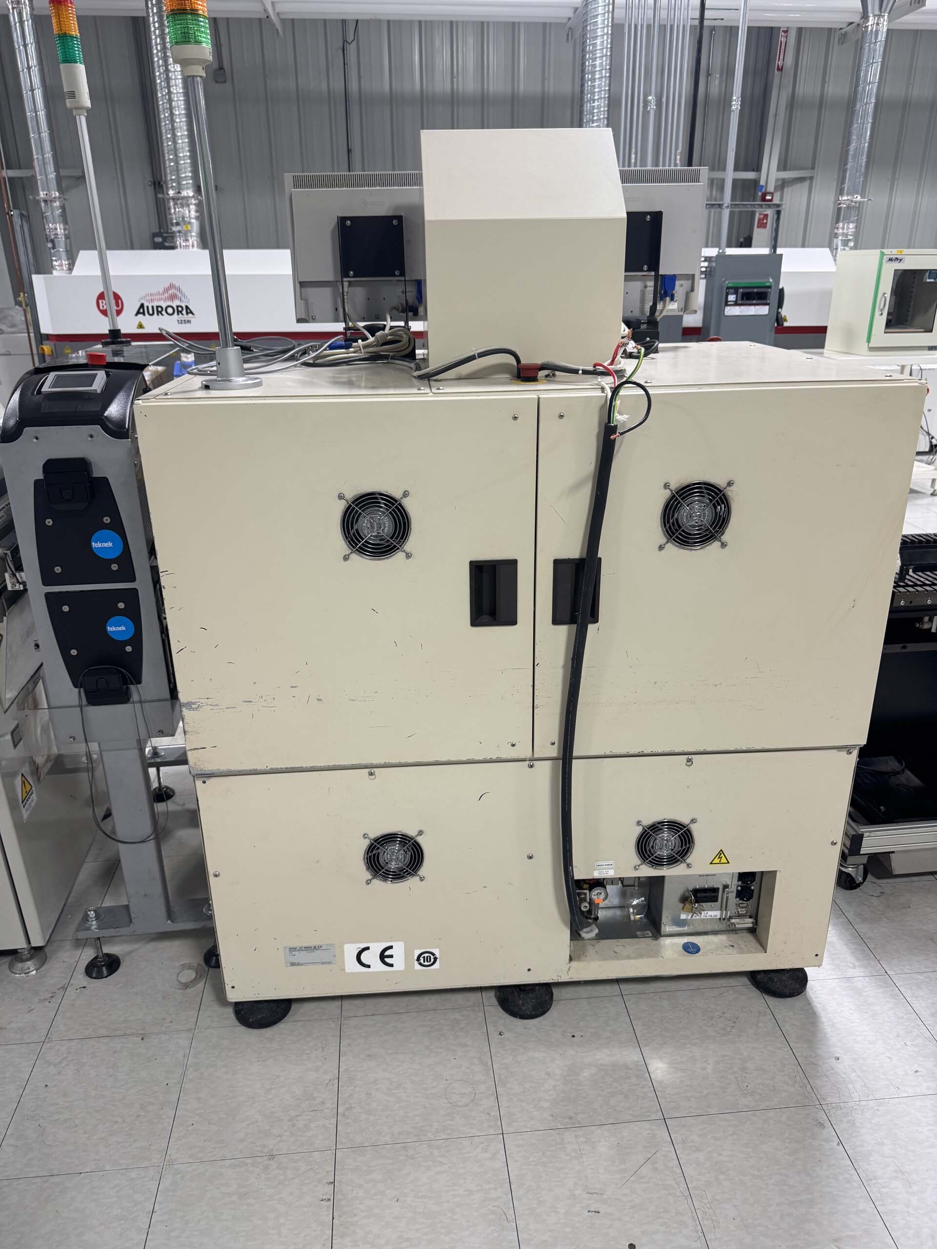 Photo Used OMRON VT Win II For Sale