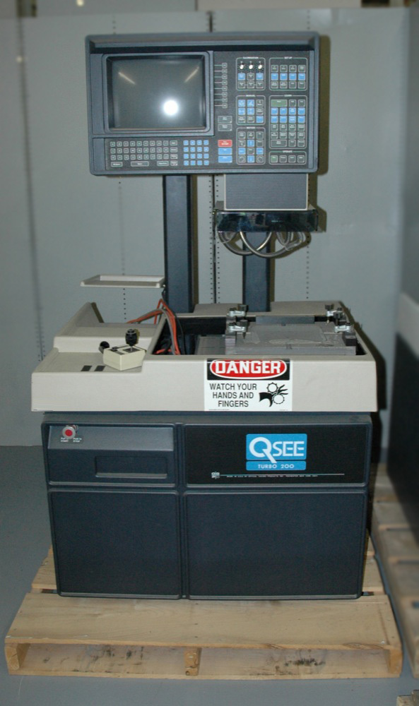 Photo Used OPTICAL GAGING PRODUCTS / OGP Q-SEE Turbo 200 For Sale