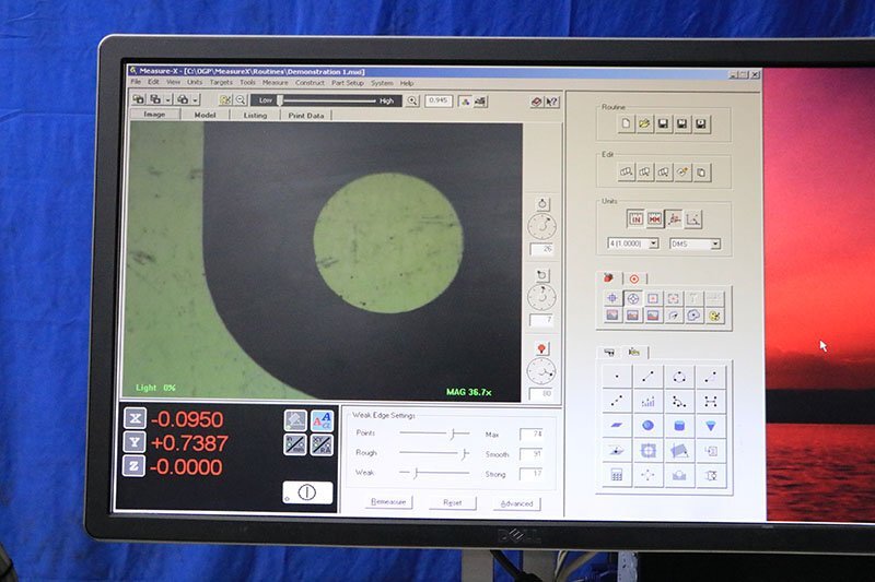 Photo Used OPTICAL GAGING PRODUCTS / OGP SmartScope 200 For Sale