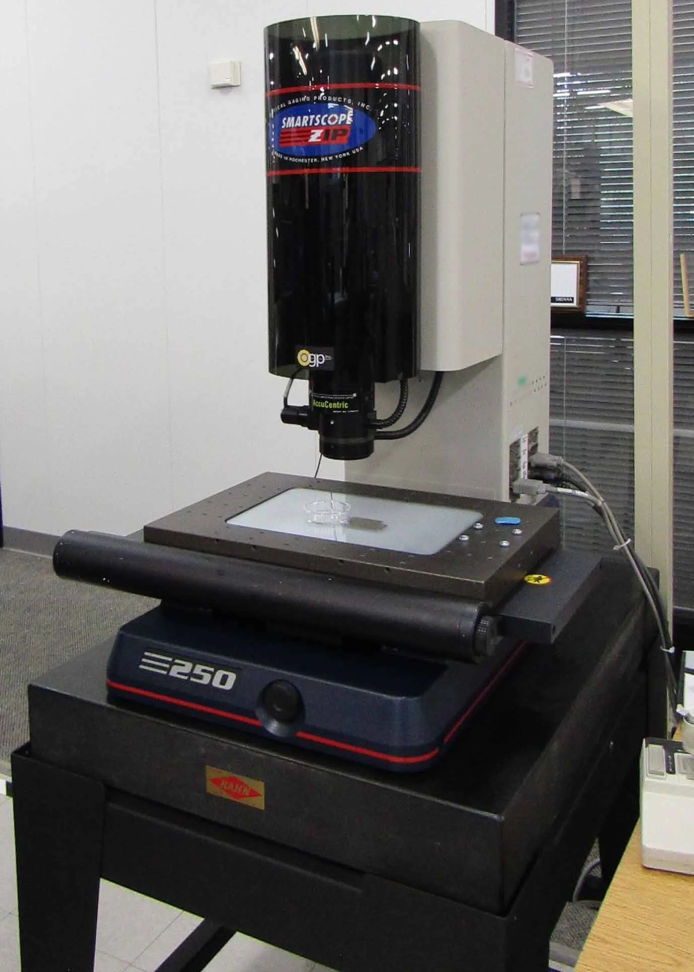 OPTICAL GAGING PRODUCTS / OGP SmartScope ZIP 250 Optical