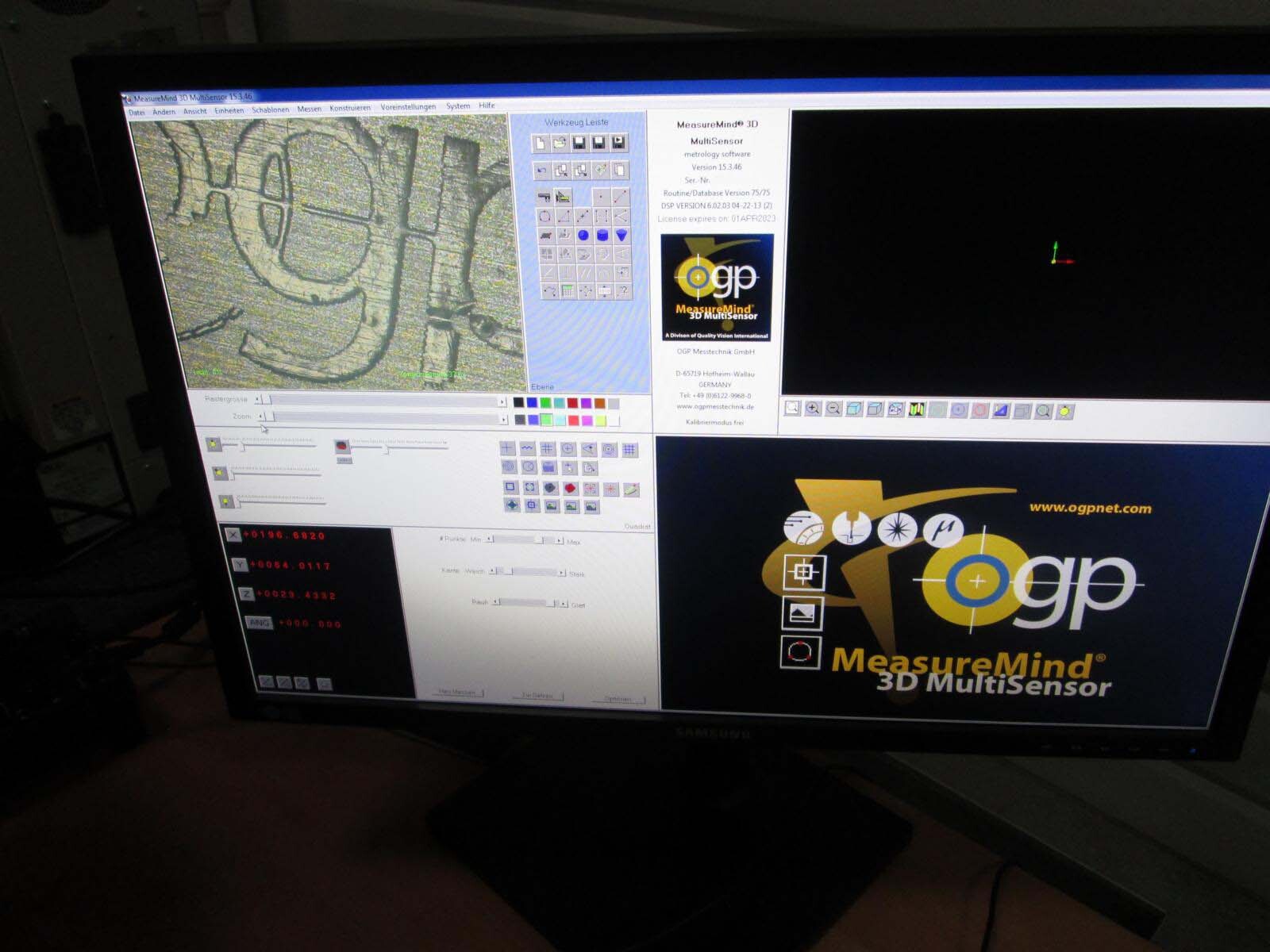 Photo Used OPTICAL GAGING PRODUCTS / OGP SmartScope ZIP 250 For Sale