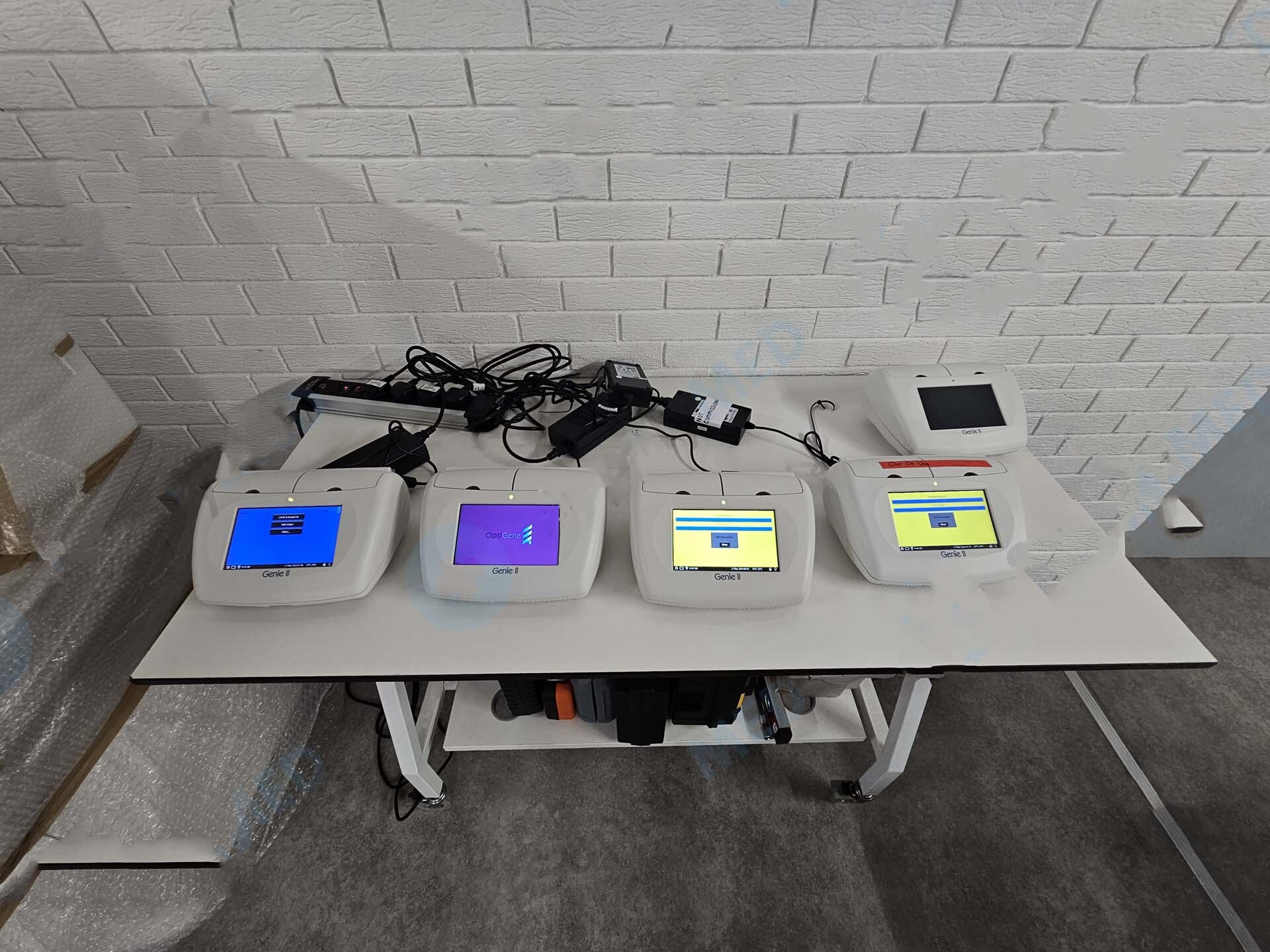Foto Verwendet OPTIGENE GENIE II Zum Verkauf