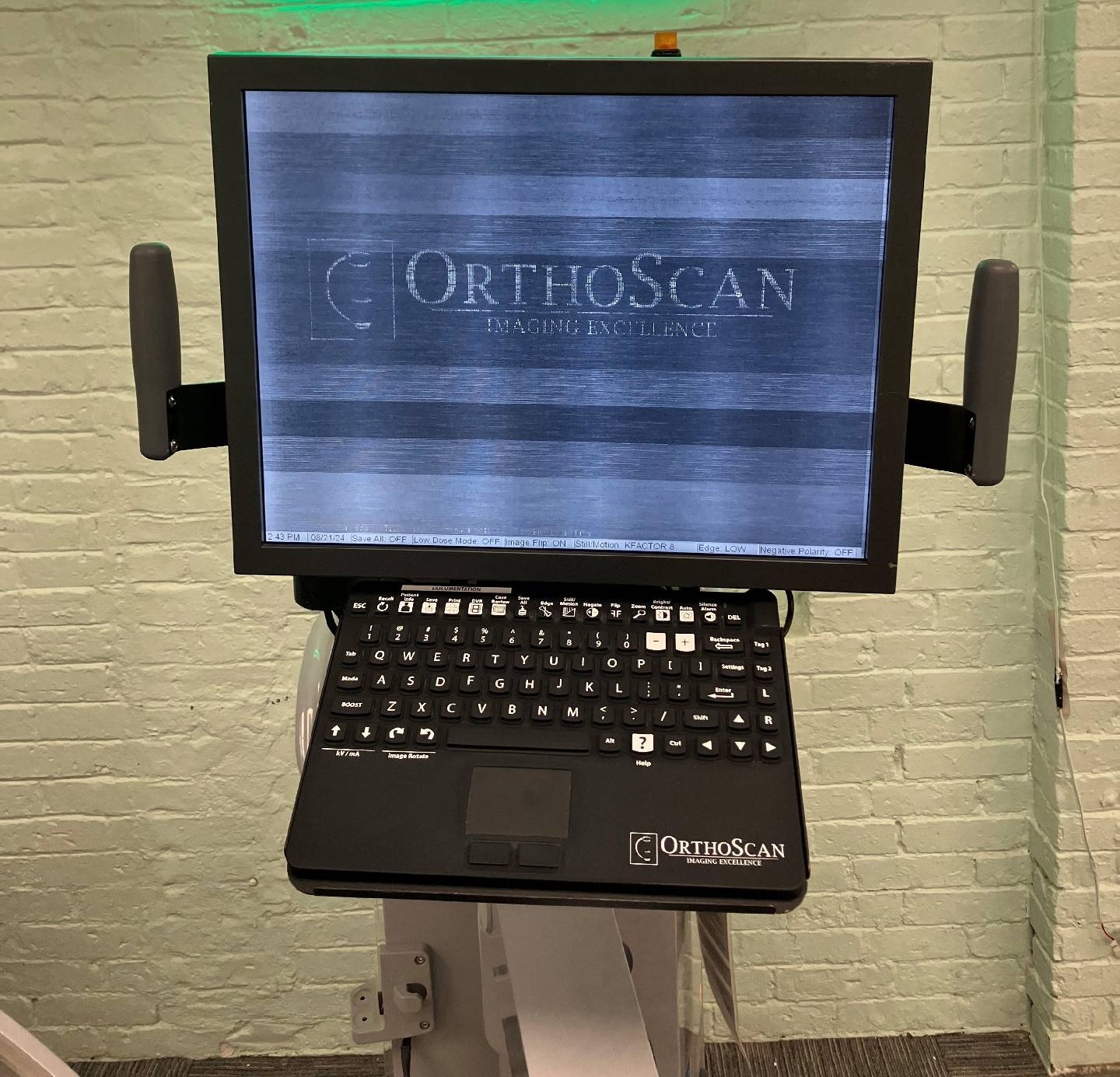 Photo Utilisé ORTHOSCAN 1000-0004 À vendre