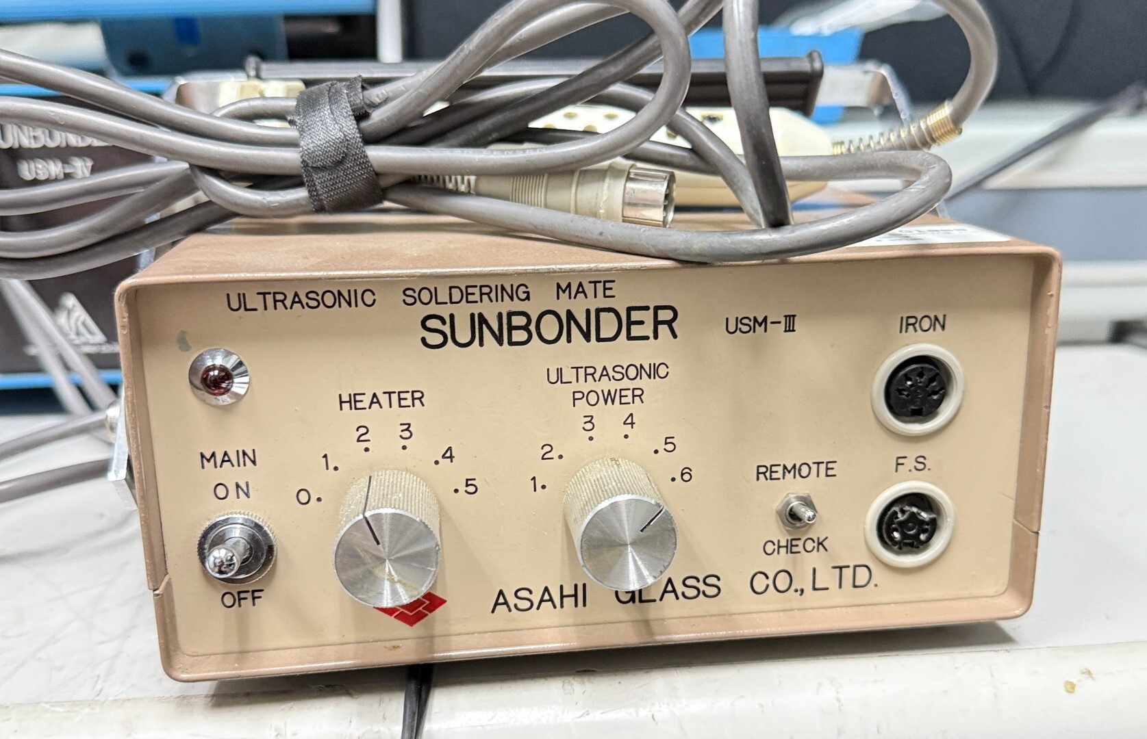 Photo Utilisé SUNBONDER USM-III À vendre