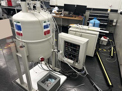 OXFORD / VARIAN NMR 300 #293760562