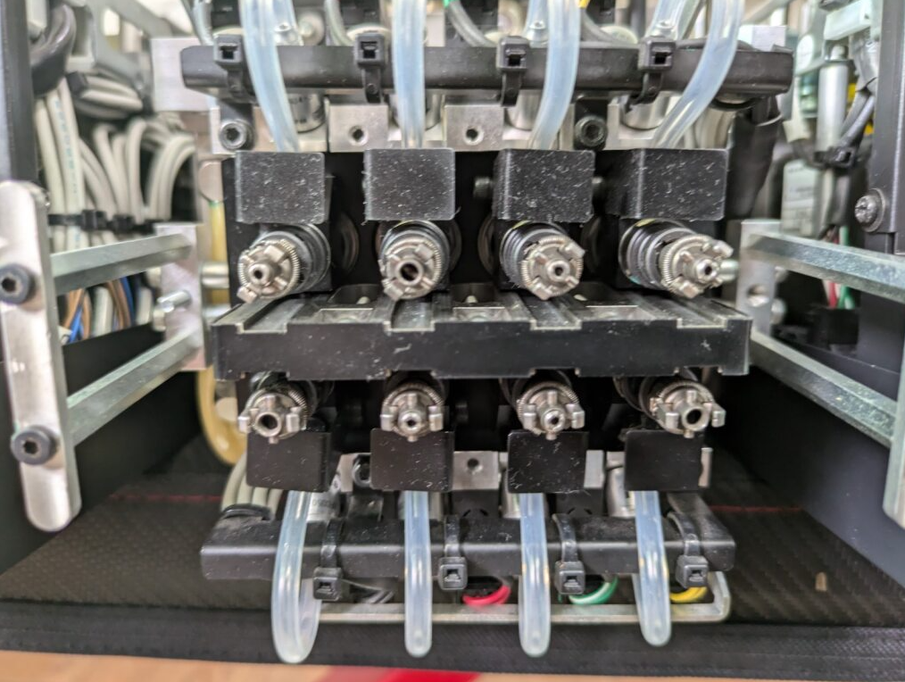 圖為 已使用的 PANASONIC Lot of heads 待售