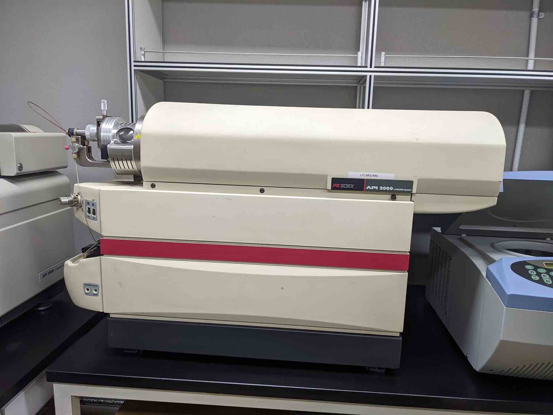 Photo Used PERKIN ELMER / SCIEX API 2000 For Sale