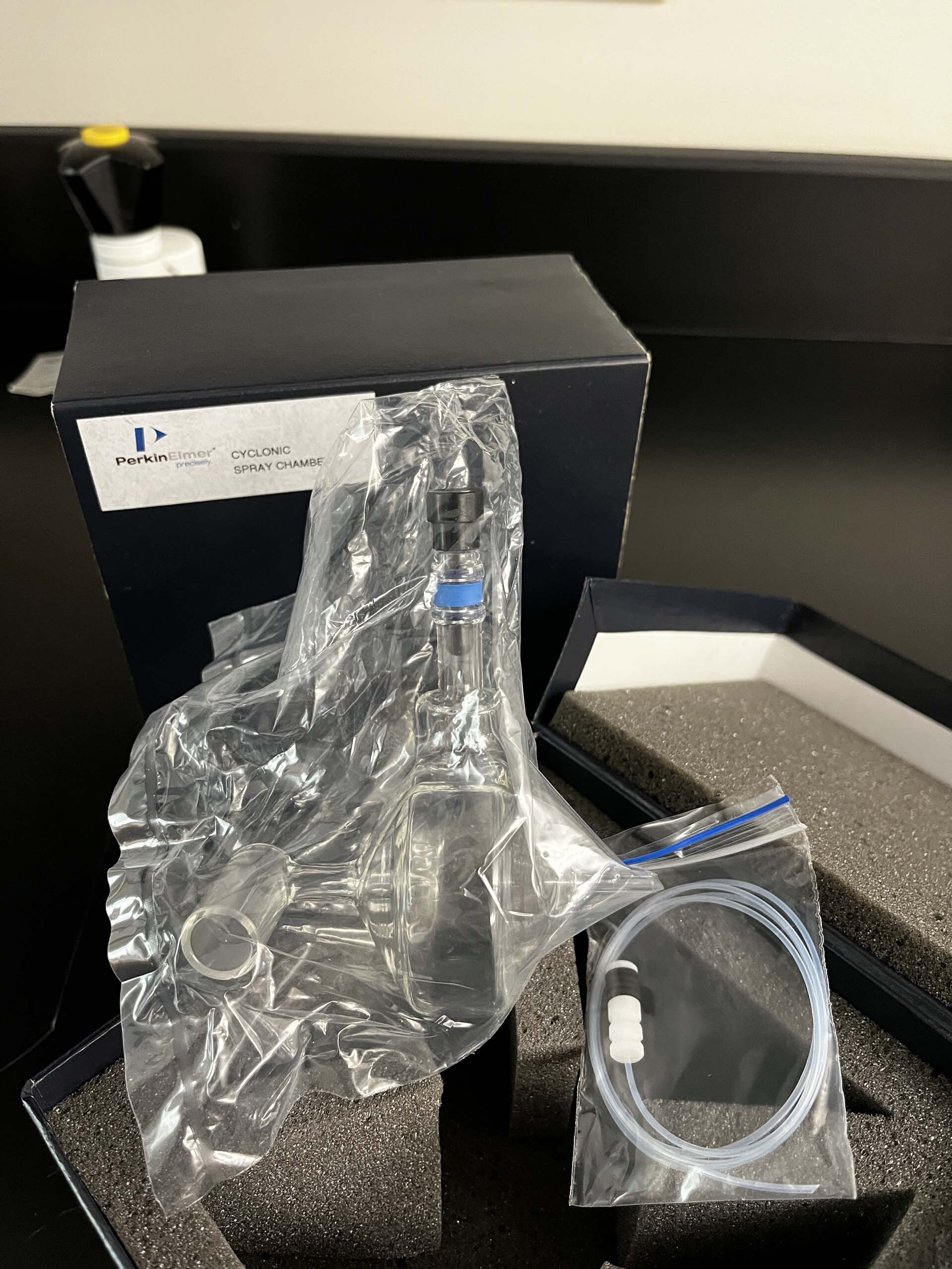 Photo Used PERKIN ELMER / SCIEX Elan DRC-e For Sale