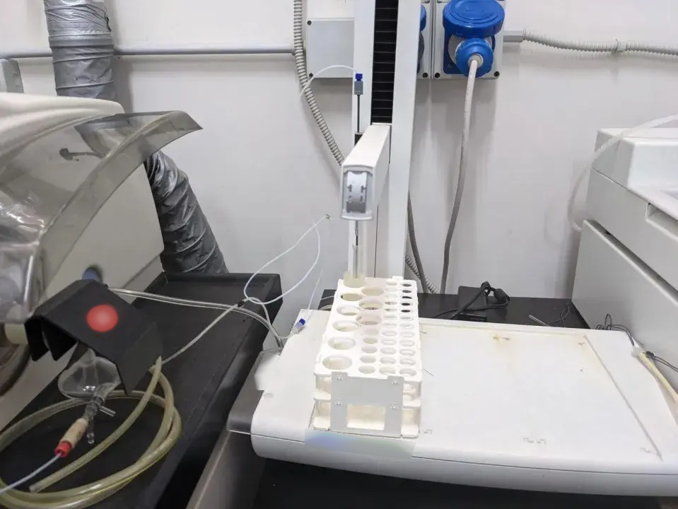 Photo Used PERKIN ELMER / SCIEX Elan DRC II For Sale