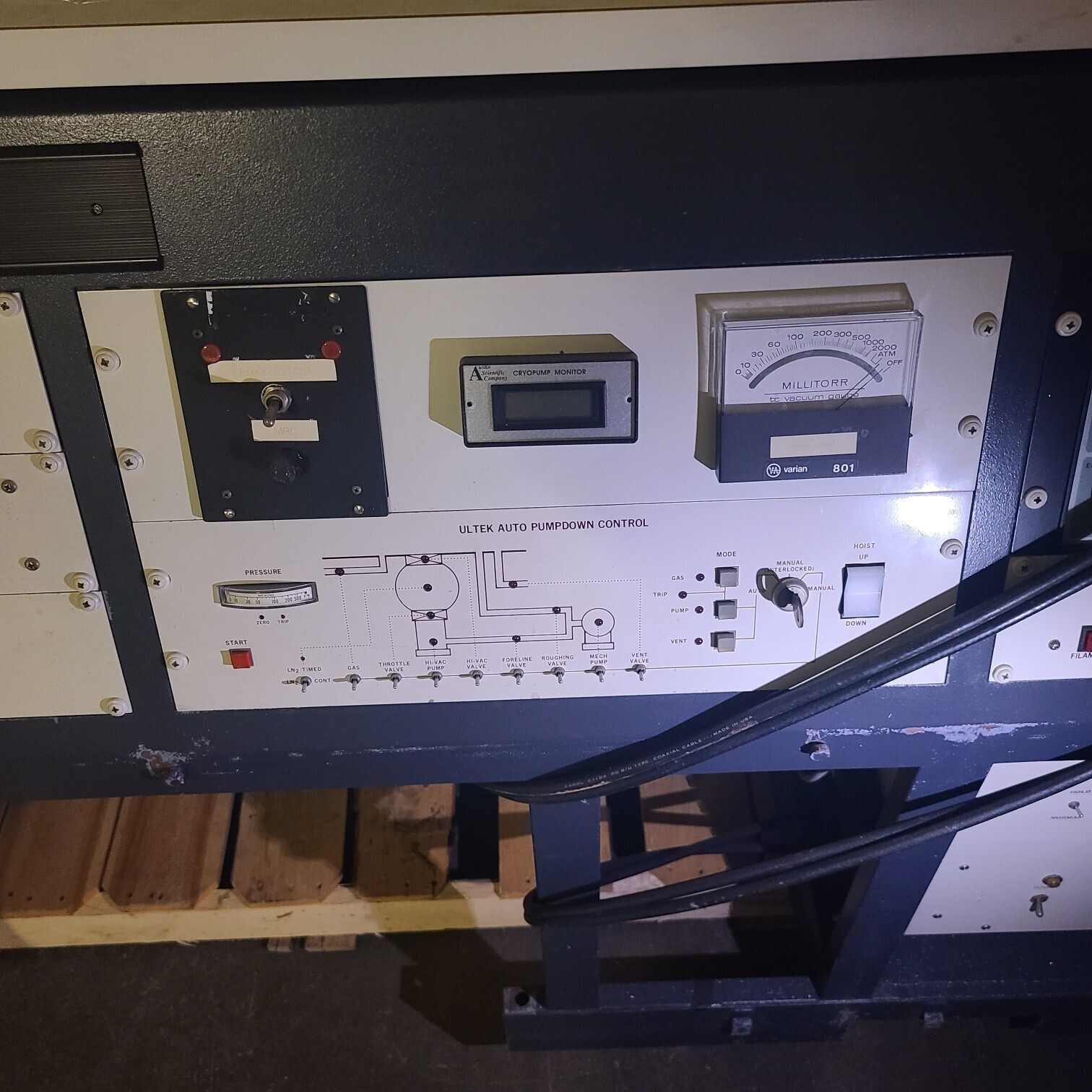 Photo Used PERKIN ELMER 2400 For Sale