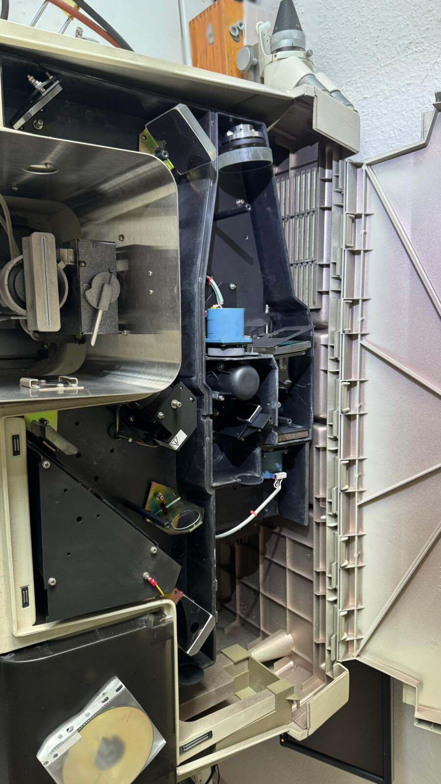 사진 사용됨 PERKIN ELMER AAnalyst 100 판매용