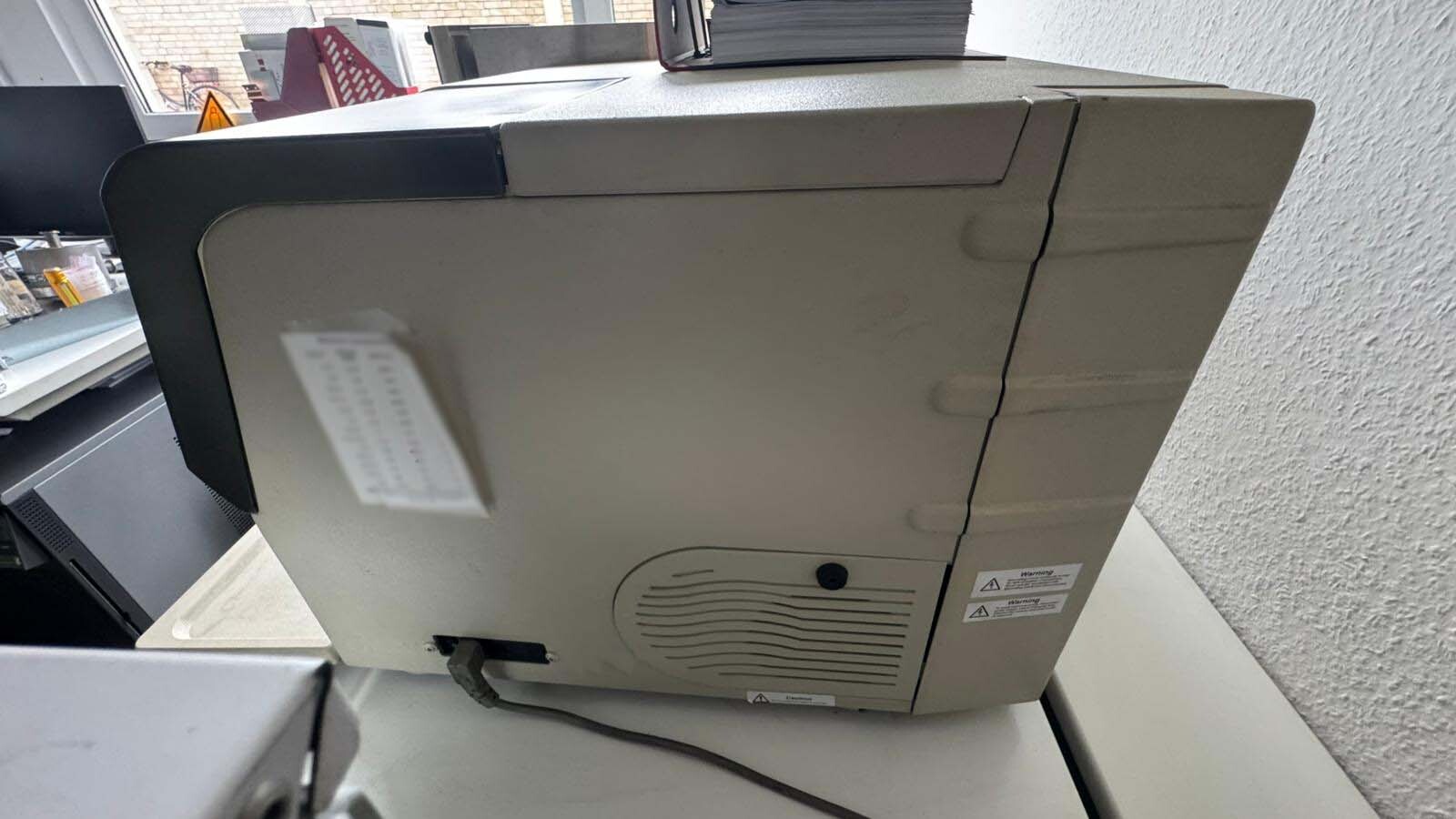사진 사용됨 PERKIN ELMER AAnalyst 100 판매용