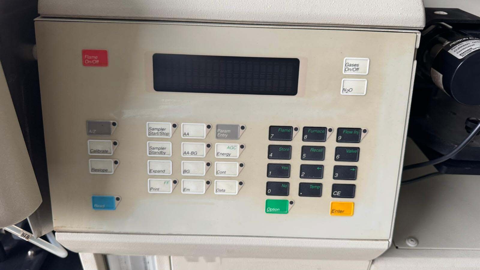 사진 사용됨 PERKIN ELMER AAnalyst 100 판매용