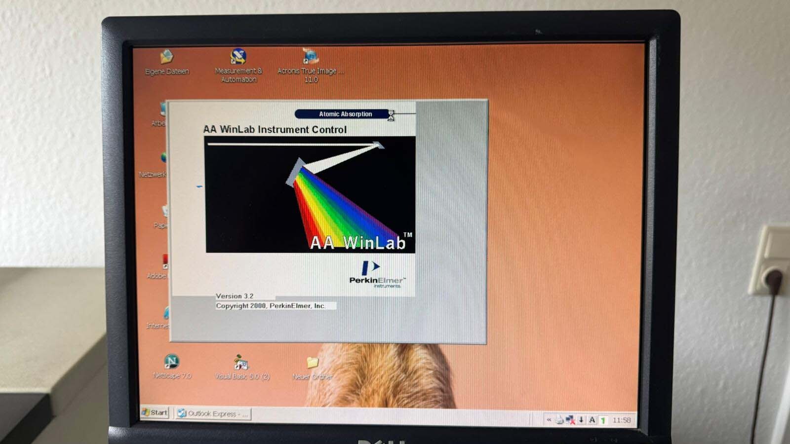 사진 사용됨 PERKIN ELMER AAnalyst 100 판매용