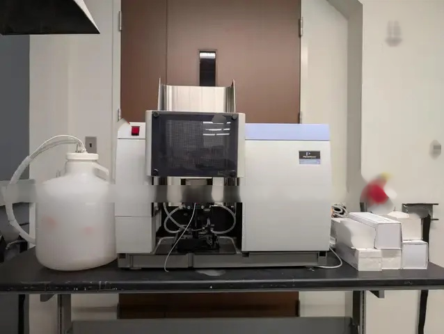 사진 사용됨 PERKIN ELMER AAnalyst 400 판매용