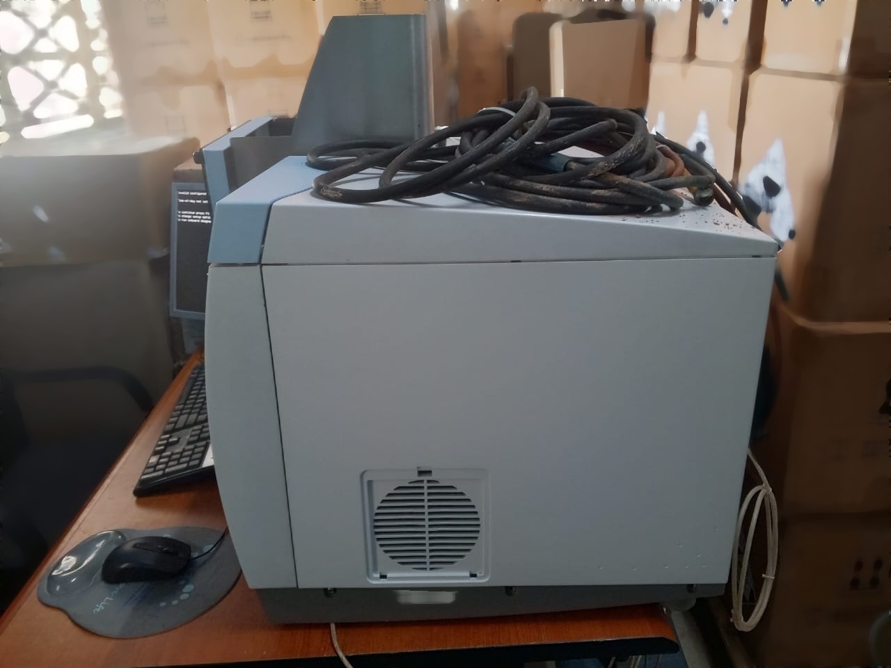 사진 사용됨 PERKIN ELMER AAnalyst 400 판매용