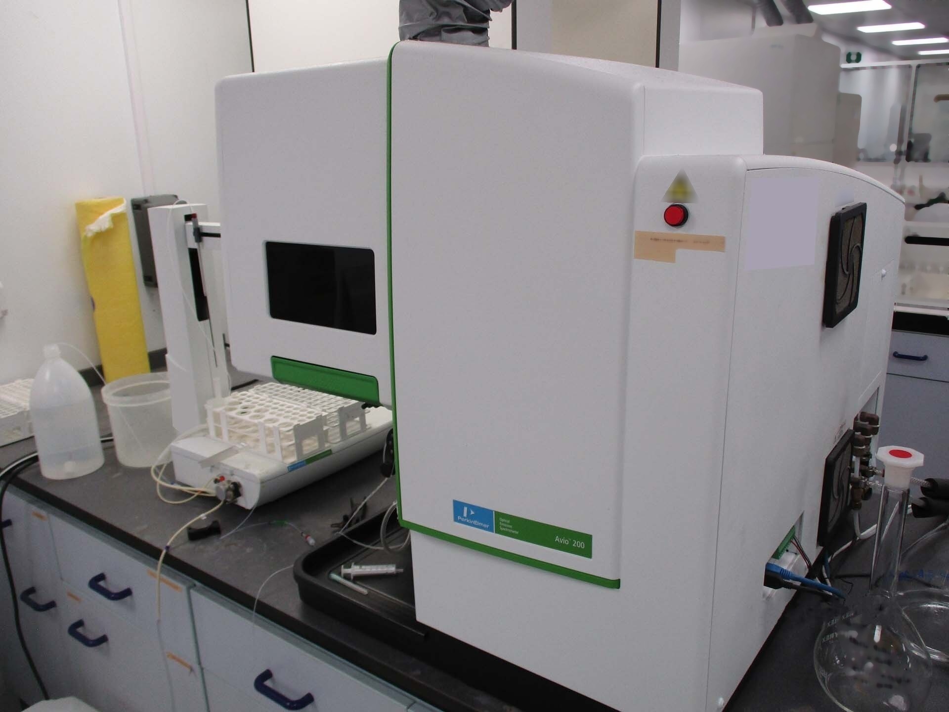 사진 사용됨 PERKIN ELMER Avio 200 판매용