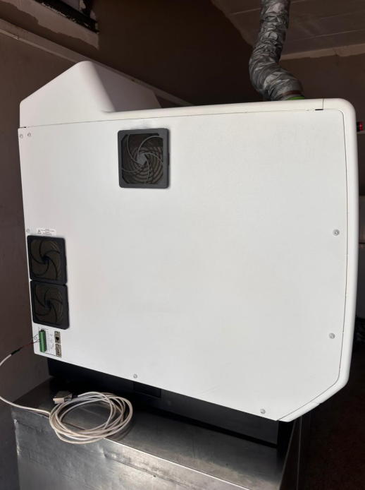 Photo Utilisé PERKIN ELMER Avio 550 Max À vendre