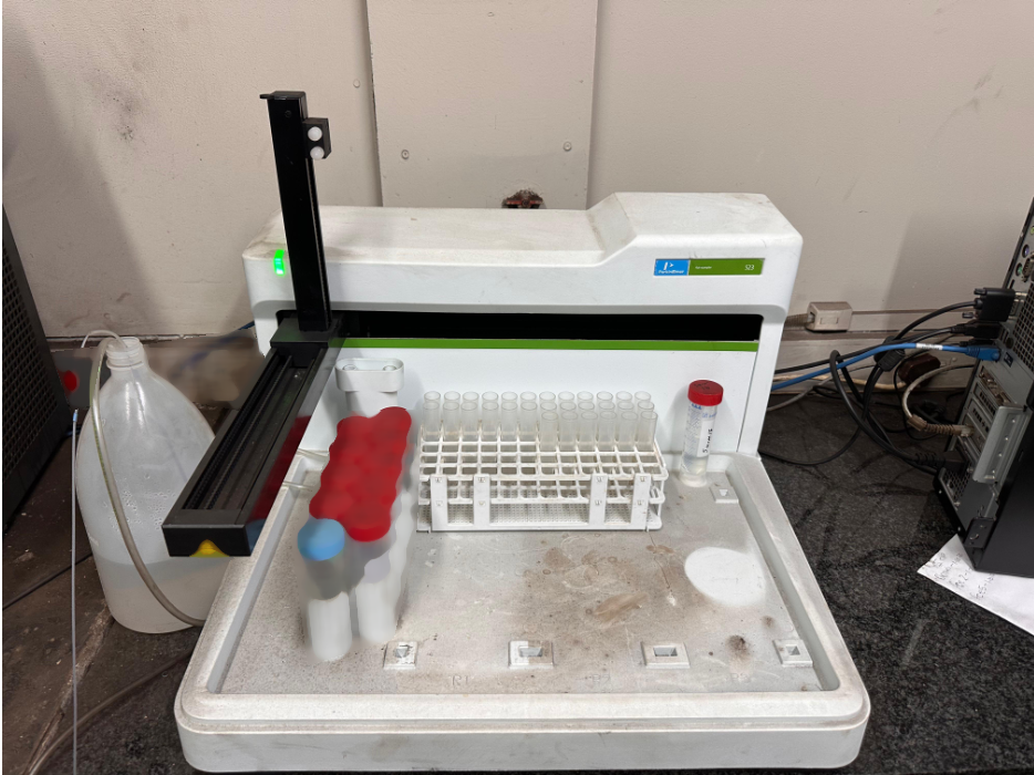 Photo Utilisé PERKIN ELMER Avio 550 Max À vendre