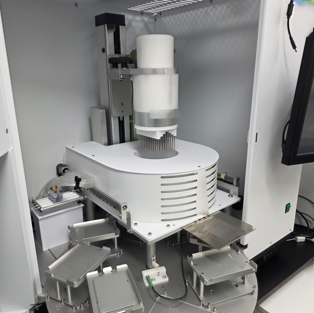 Foto Verwendet PERKIN ELMER Chemagic 360-D Zum Verkauf
