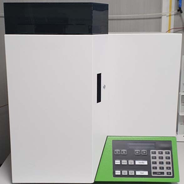 사진 사용됨 PERKIN ELMER 2400 판매용