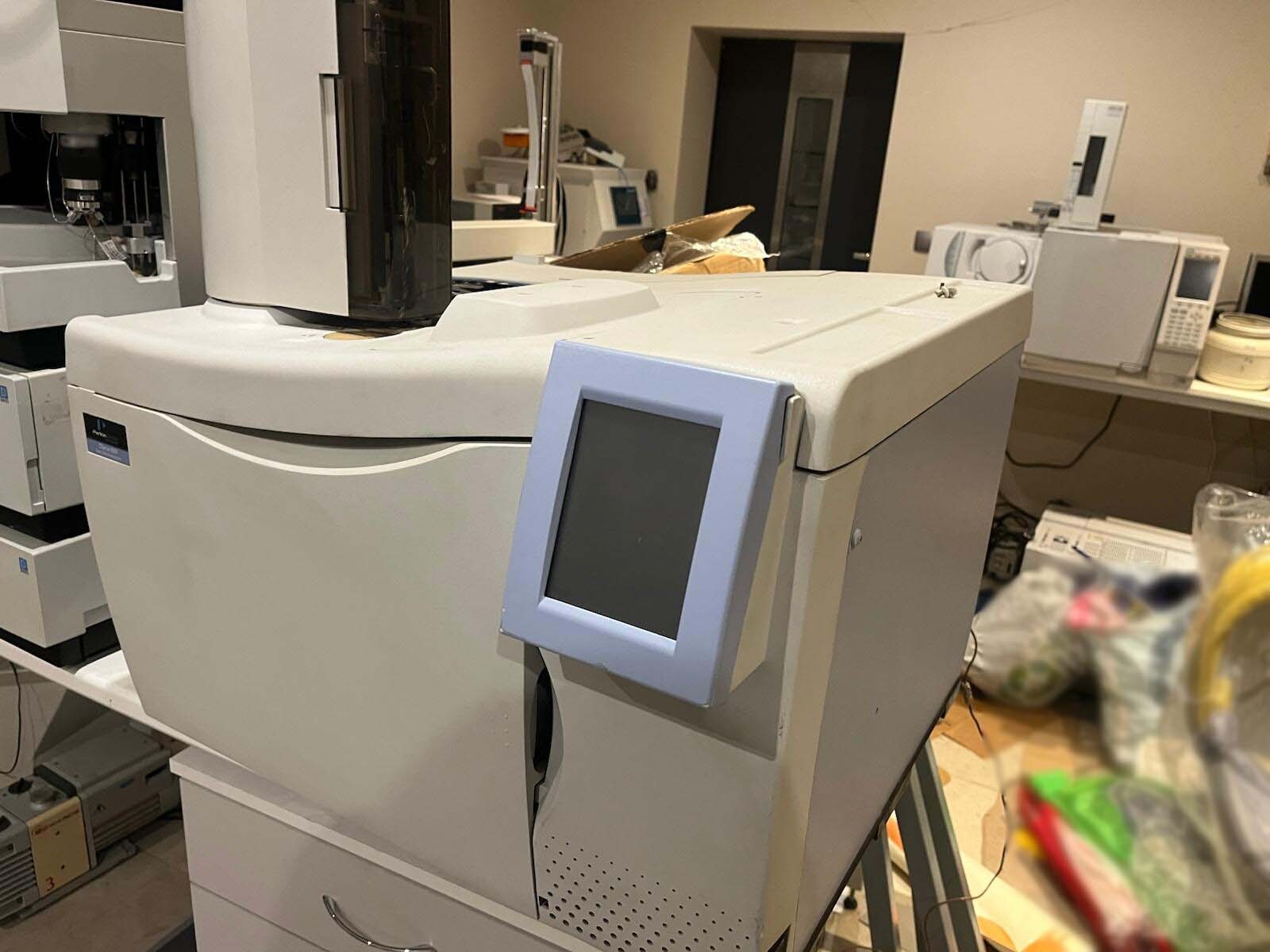 Photo Used PERKIN ELMER Clarus 500 For Sale