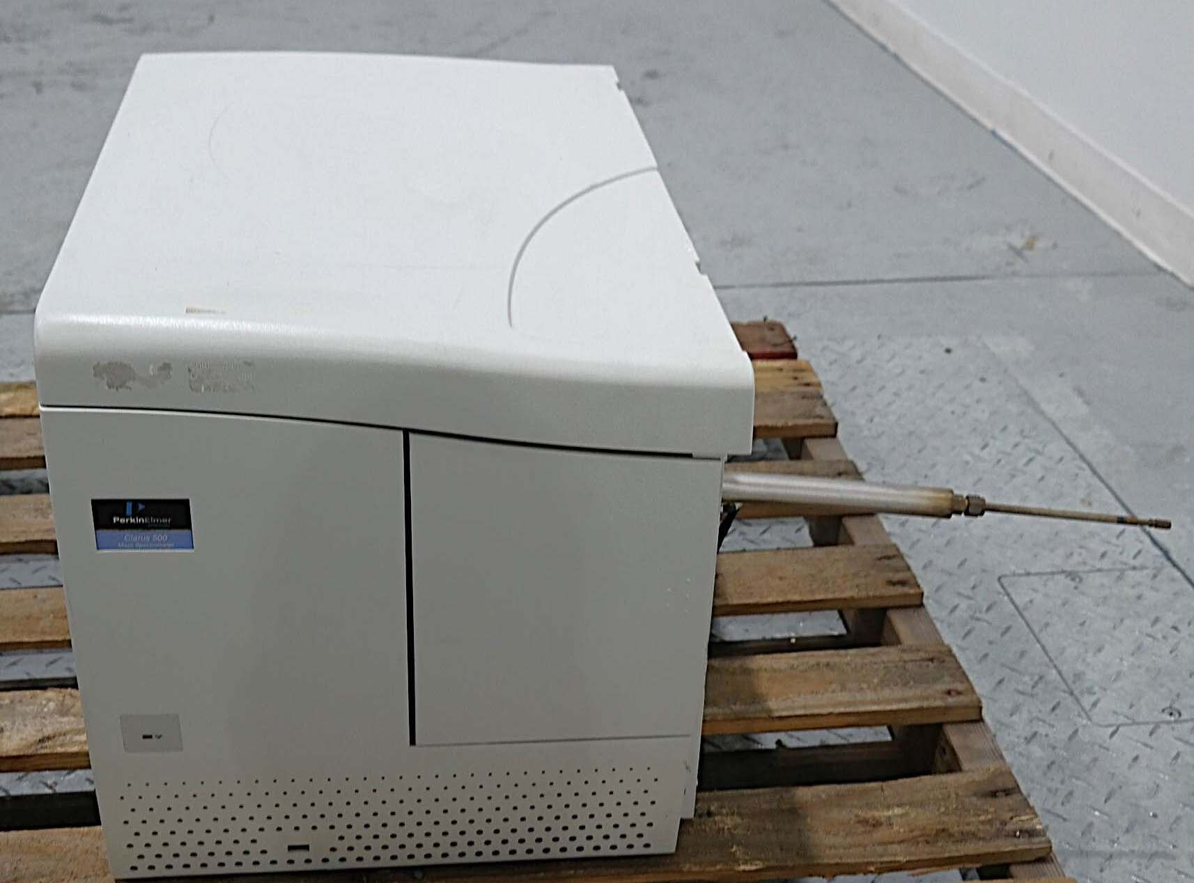Photo Used PERKIN ELMER Clarus 500 For Sale
