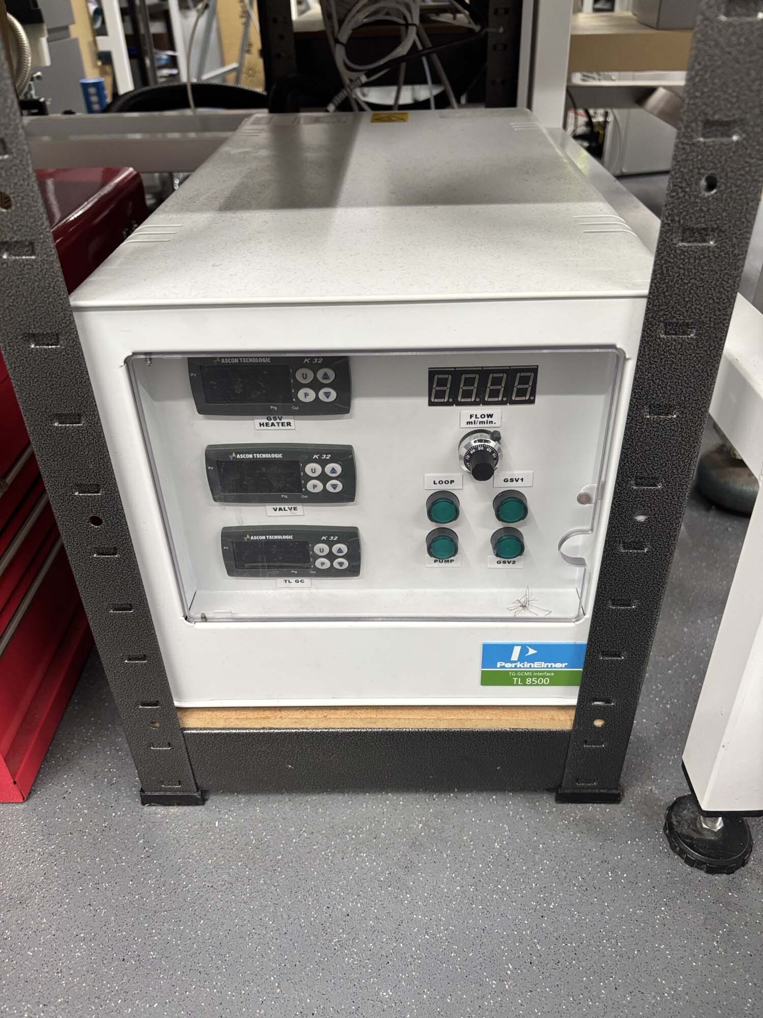 Photo Used PERKIN ELMER Clarus 580 For Sale