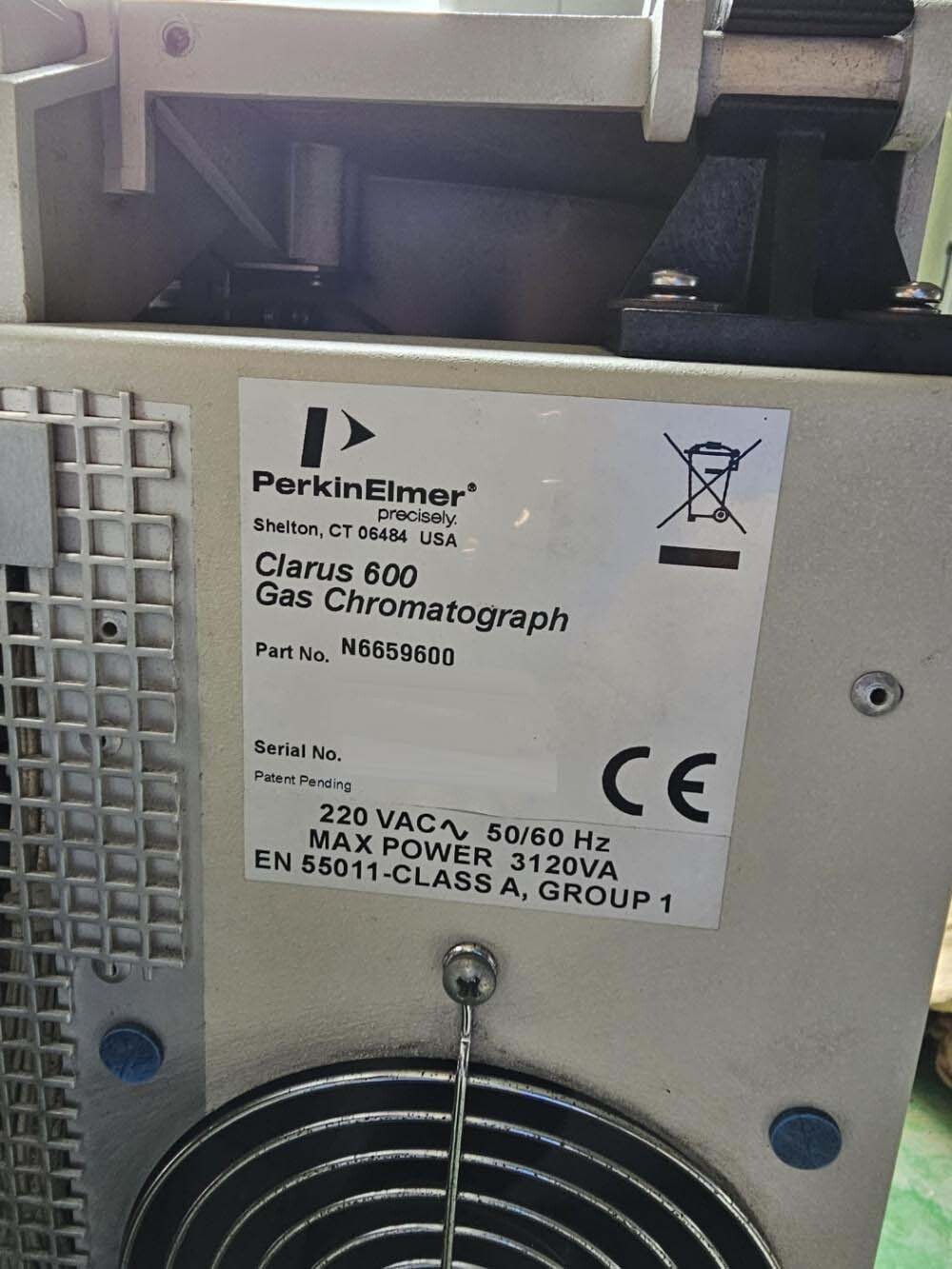 Photo Used PERKIN ELMER Clarus 600 For Sale