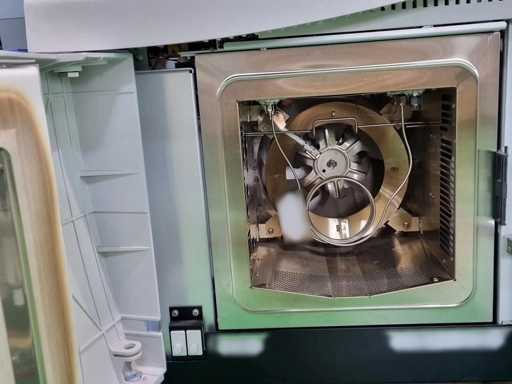 Photo Used PERKIN ELMER Clarus 680 For Sale