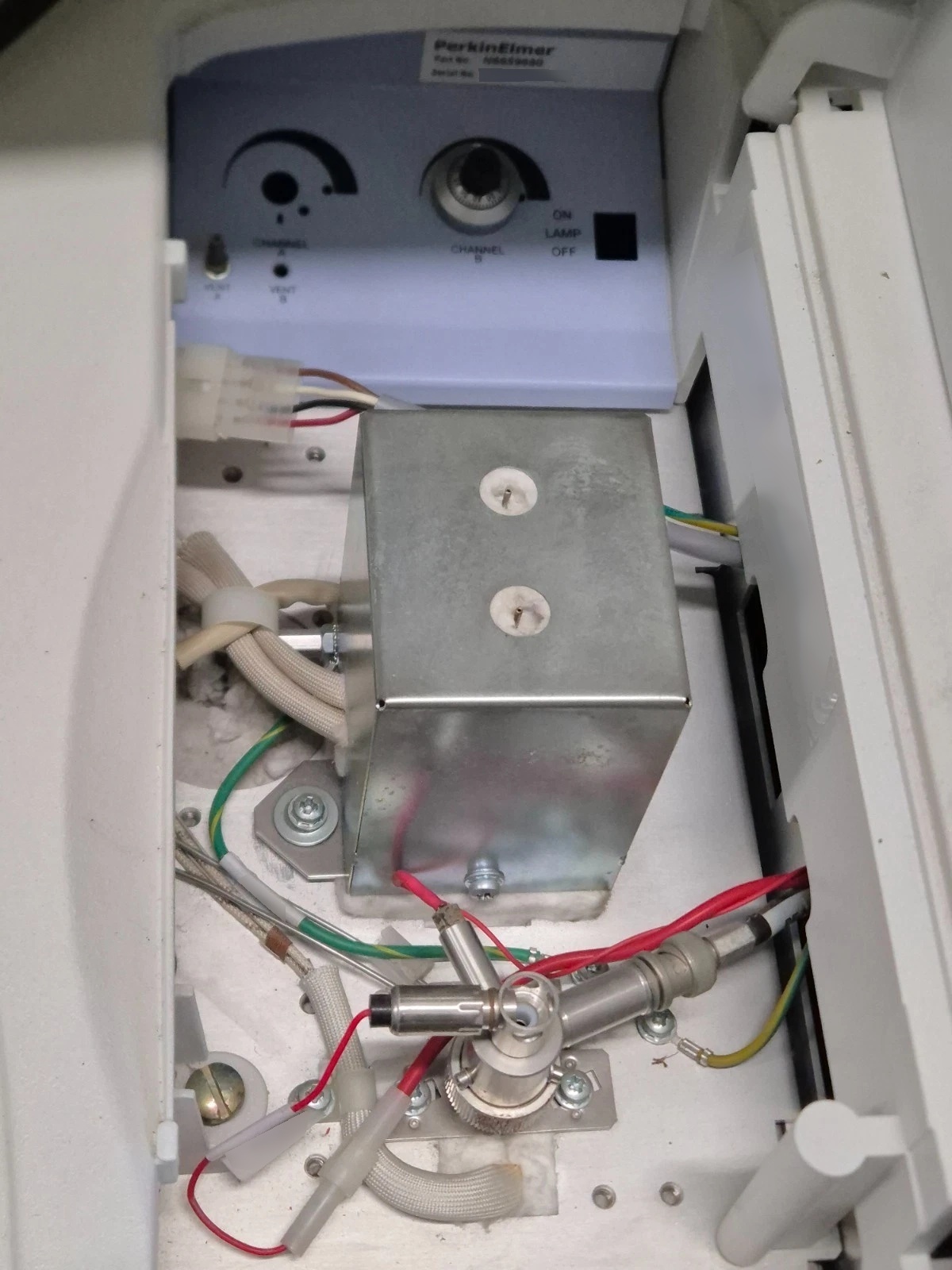 Photo Used PERKIN ELMER Clarus 680 For Sale