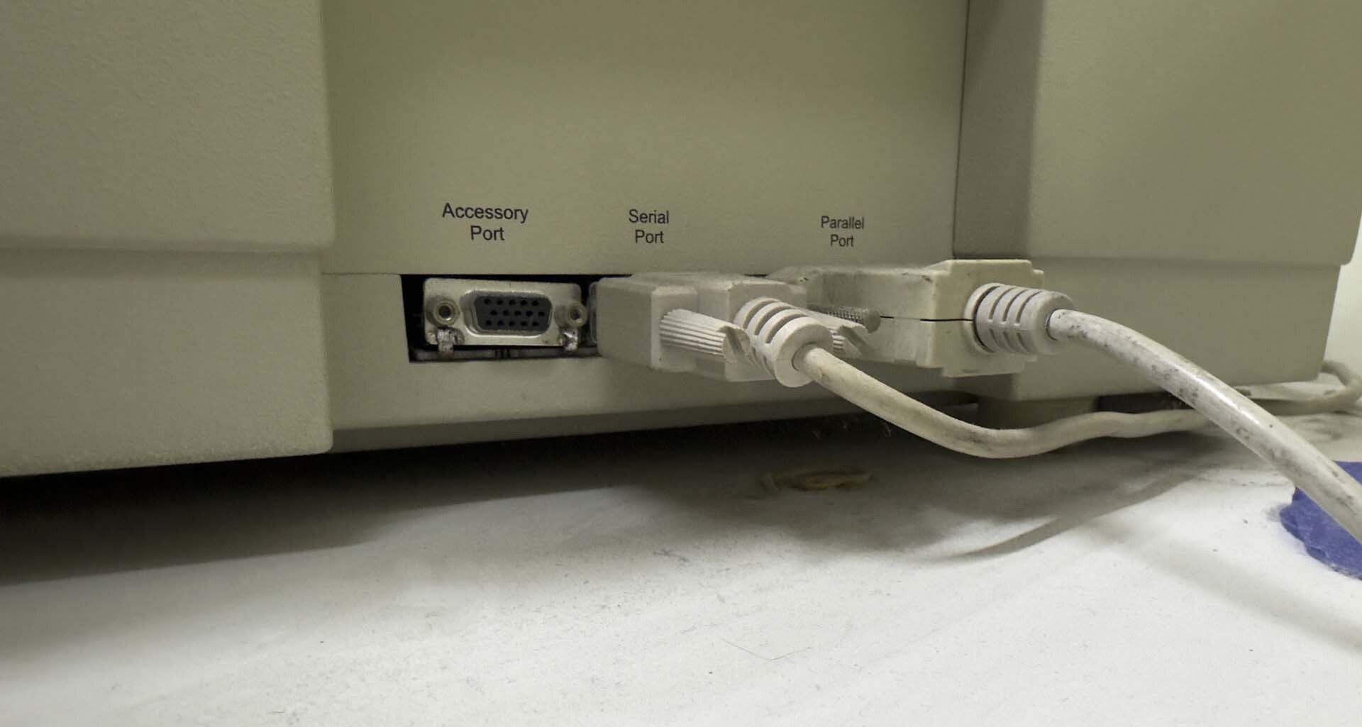 사진 사용됨 PERKIN ELMER Lambda 10 판매용