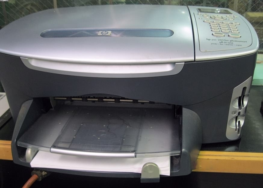 圖為 已使用的 PERKIN ELMER Lambda 25 待售