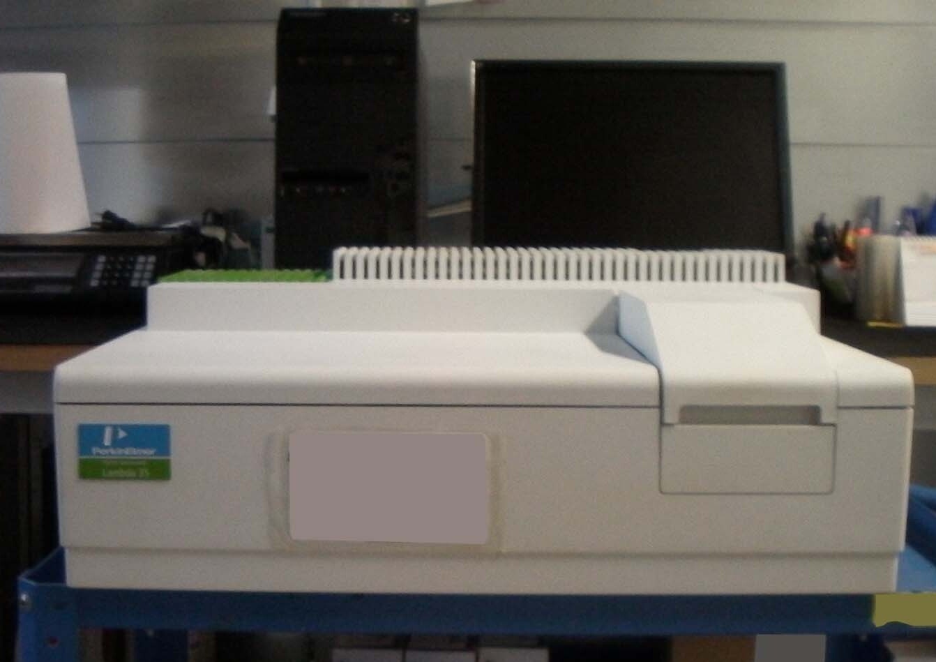 Photo Used PERKIN ELMER Lambda 35 For Sale