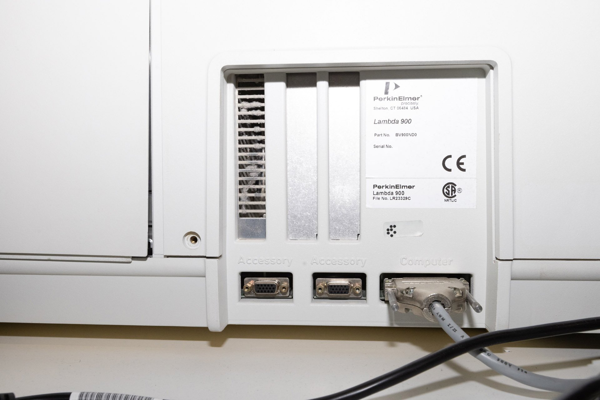 フォト（写真） 使用される PERKIN ELMER Lambda 900 販売のために
