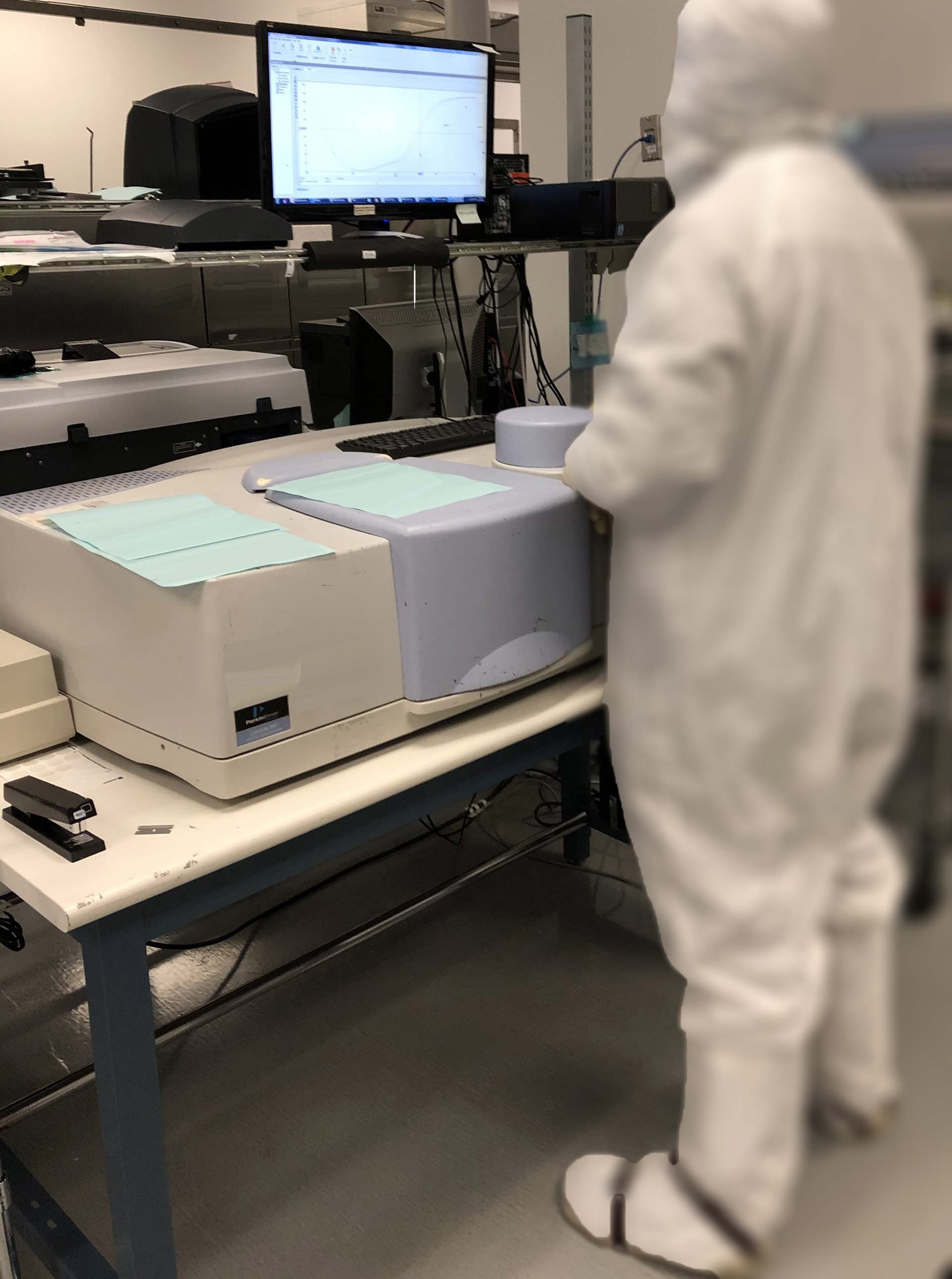 Photo Used PERKIN ELMER Lambda 950 For Sale