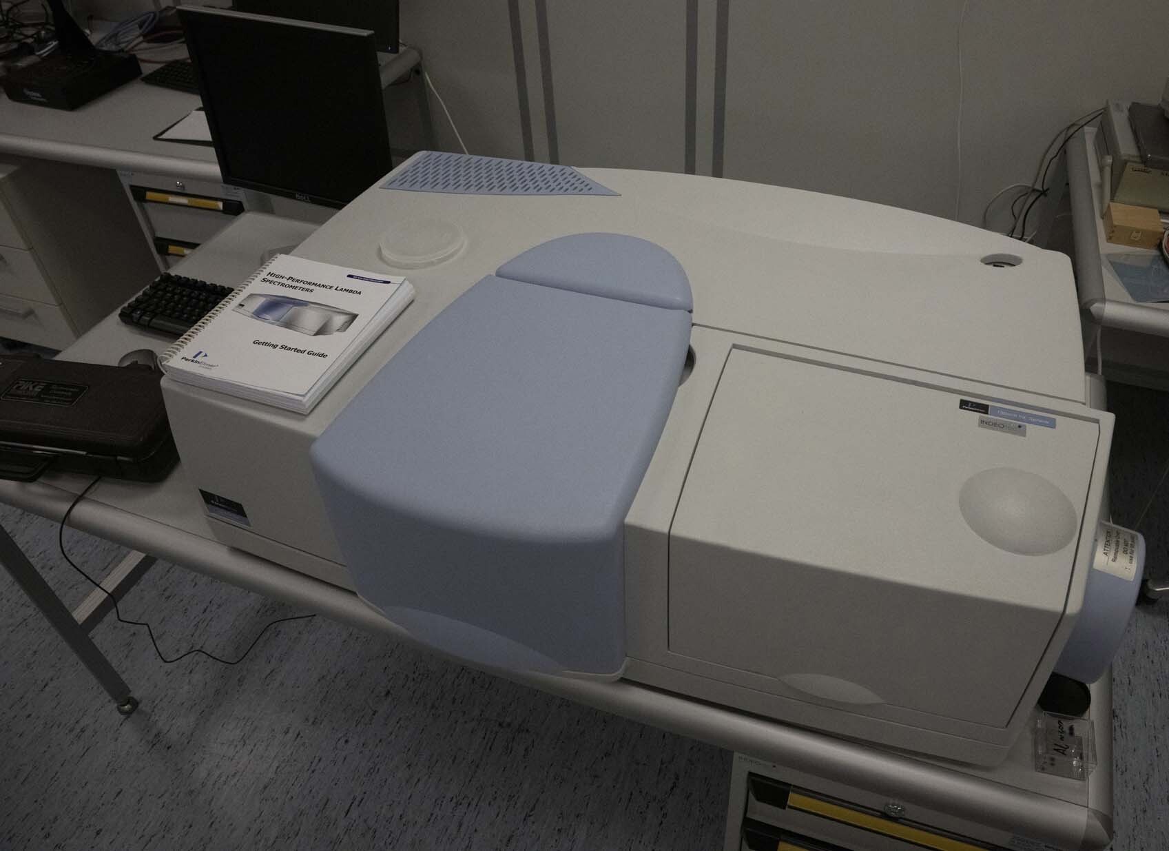 圖為 已使用的 PERKIN ELMER Lambda 950 待售