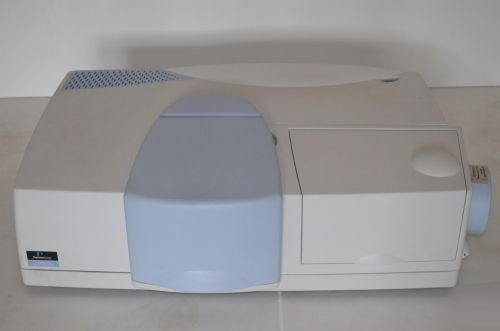 Photo Used PERKIN ELMER Lambda 950 For Sale