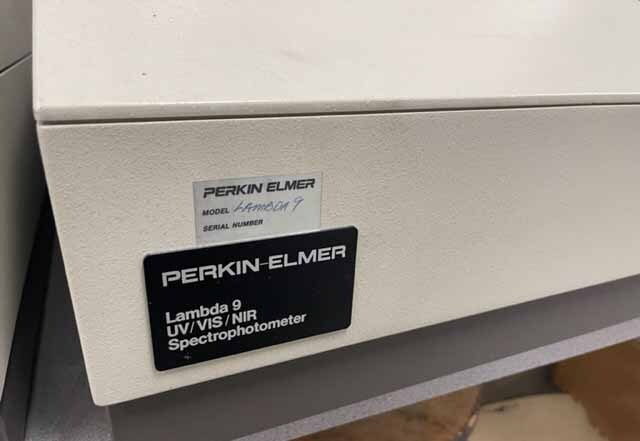 フォト（写真） 使用される PERKIN ELMER Lambda 9 販売のために