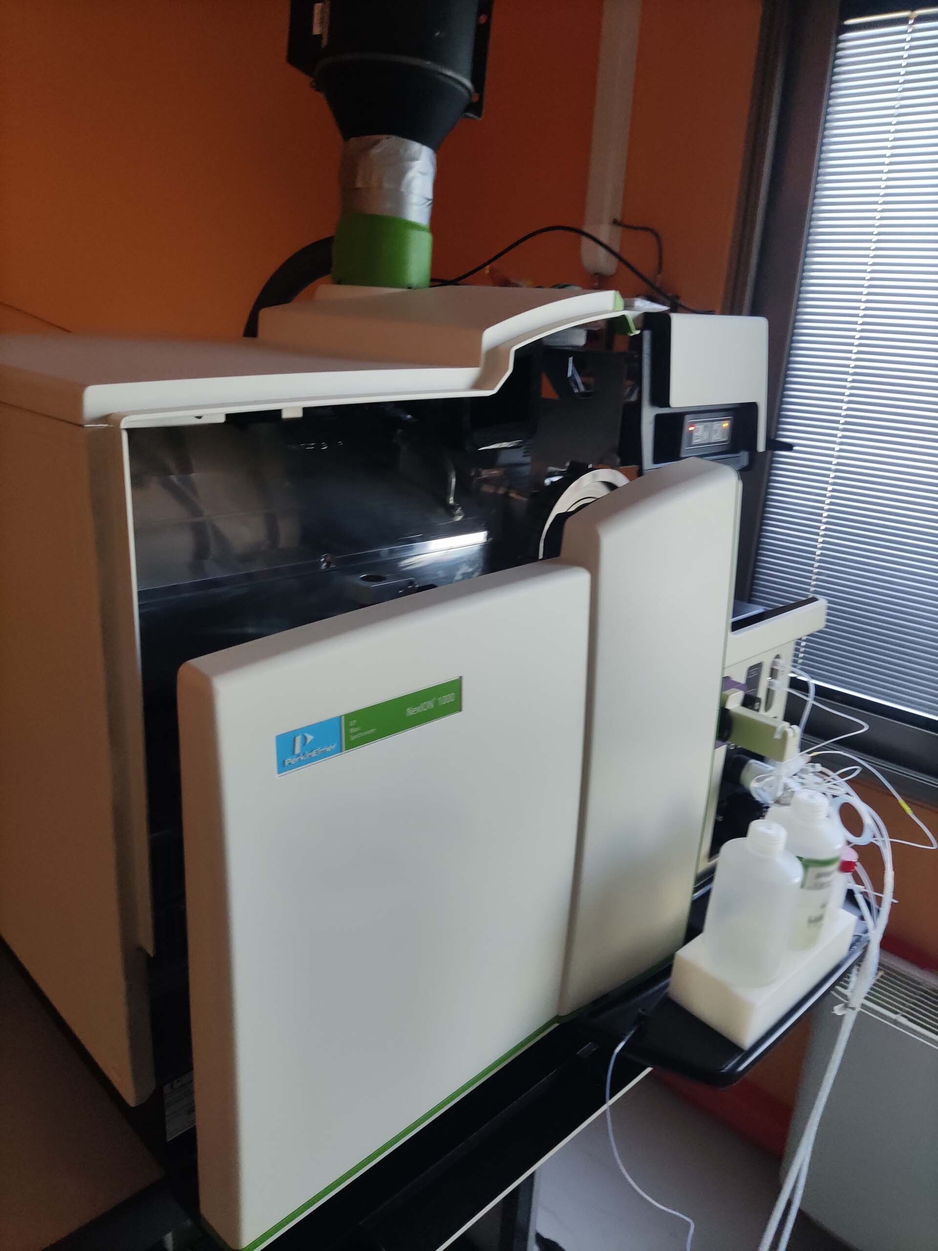 图为 已使用的 PERKIN ELMER NexION 1000 待售