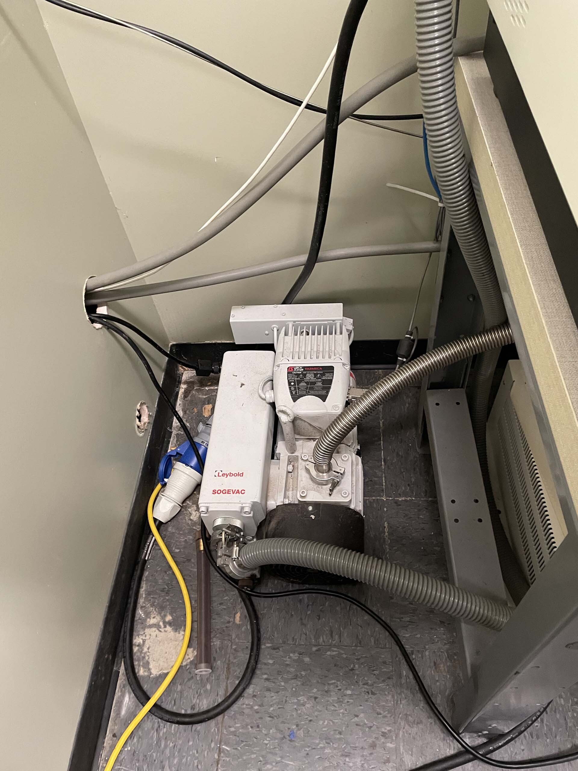사진 사용됨 PERKIN ELMER Nexion 2000B 판매용