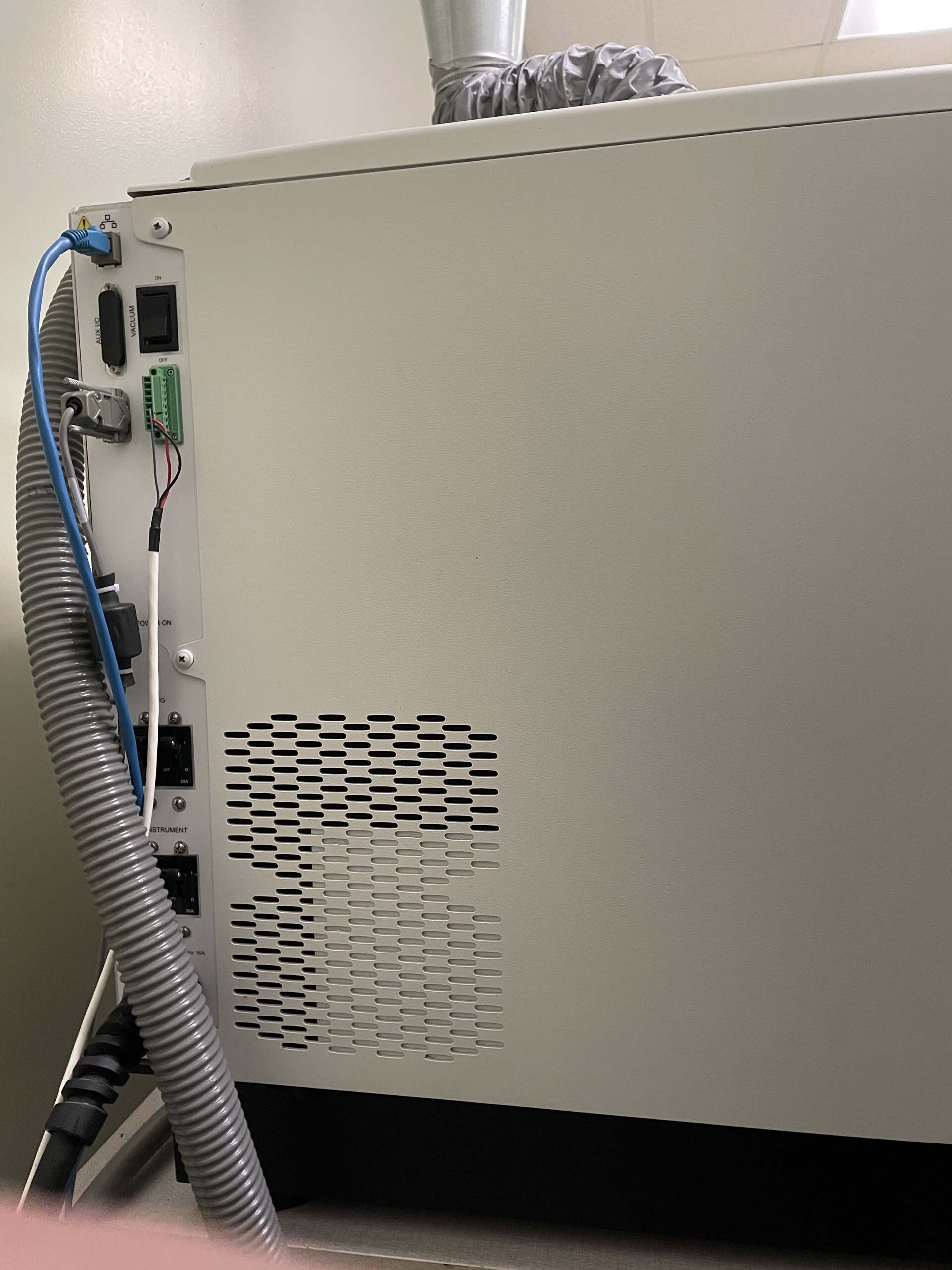 사진 사용됨 PERKIN ELMER Nexion 2000B 판매용