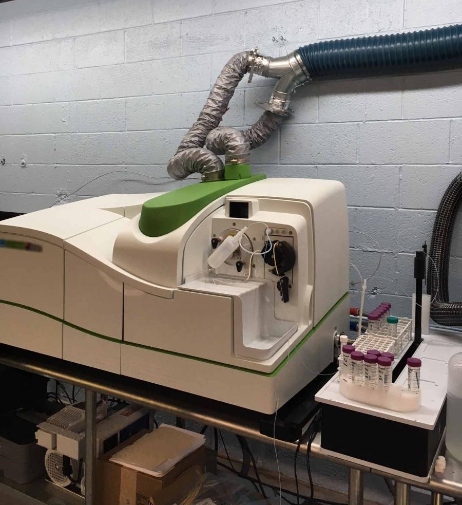 Photo Used PERKIN ELMER NexION 300s For Sale