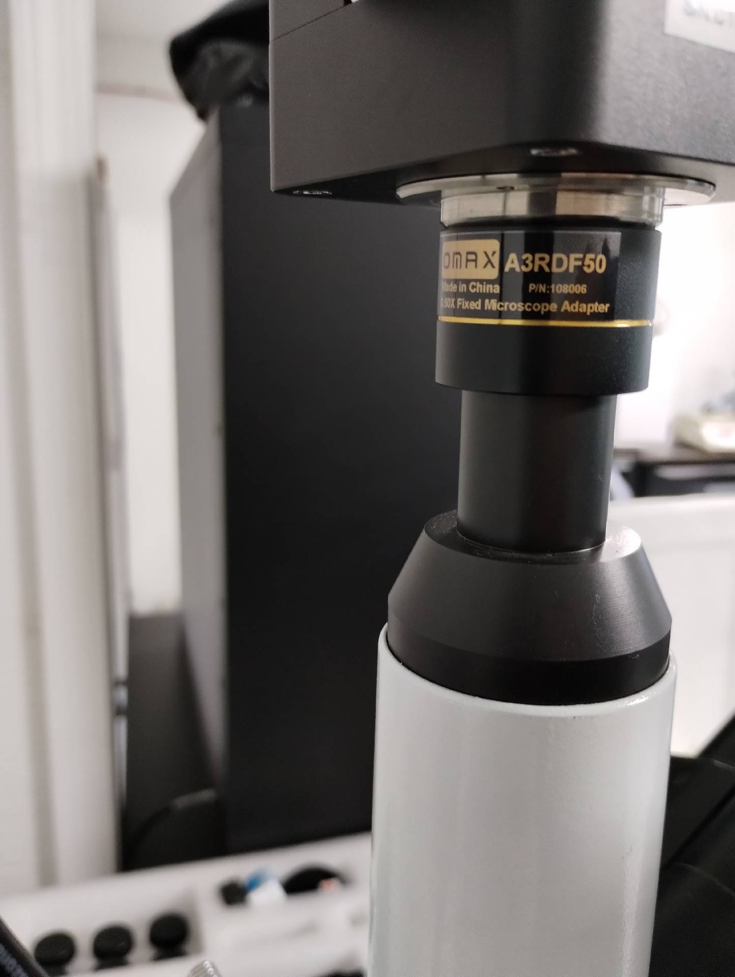 Foto Verwendet PERKIN ELMER Optical microscope Zum Verkauf