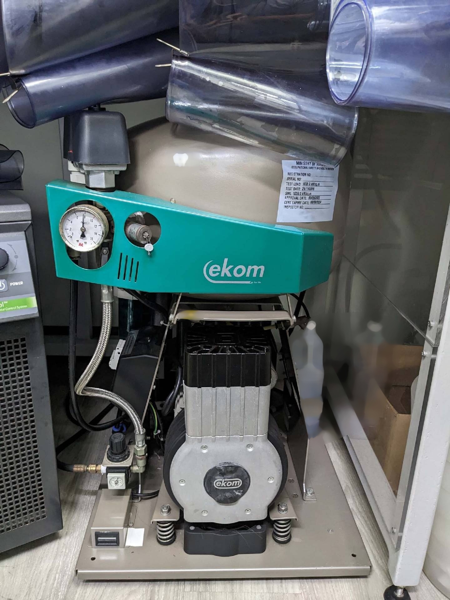 Foto Verwendet PERKIN ELMER Optima 7300 DV Zum Verkauf