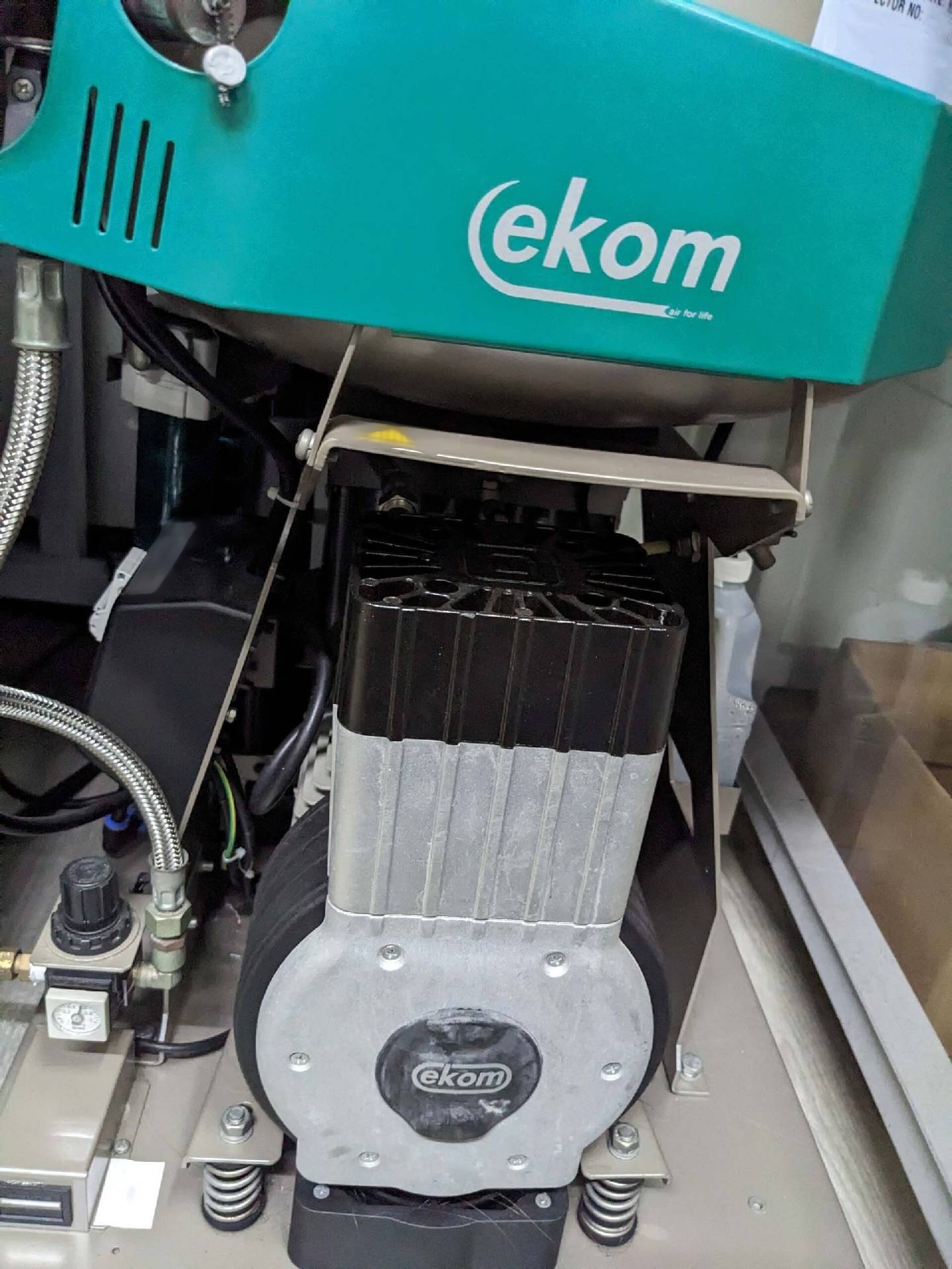 Foto Verwendet PERKIN ELMER Optima 7300 DV Zum Verkauf