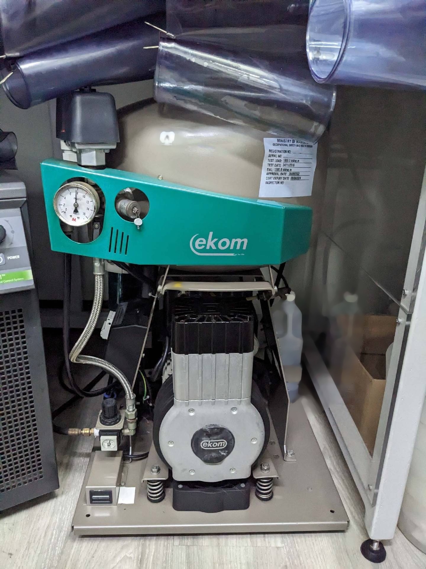 Foto Verwendet PERKIN ELMER Optima 7300 DV Zum Verkauf