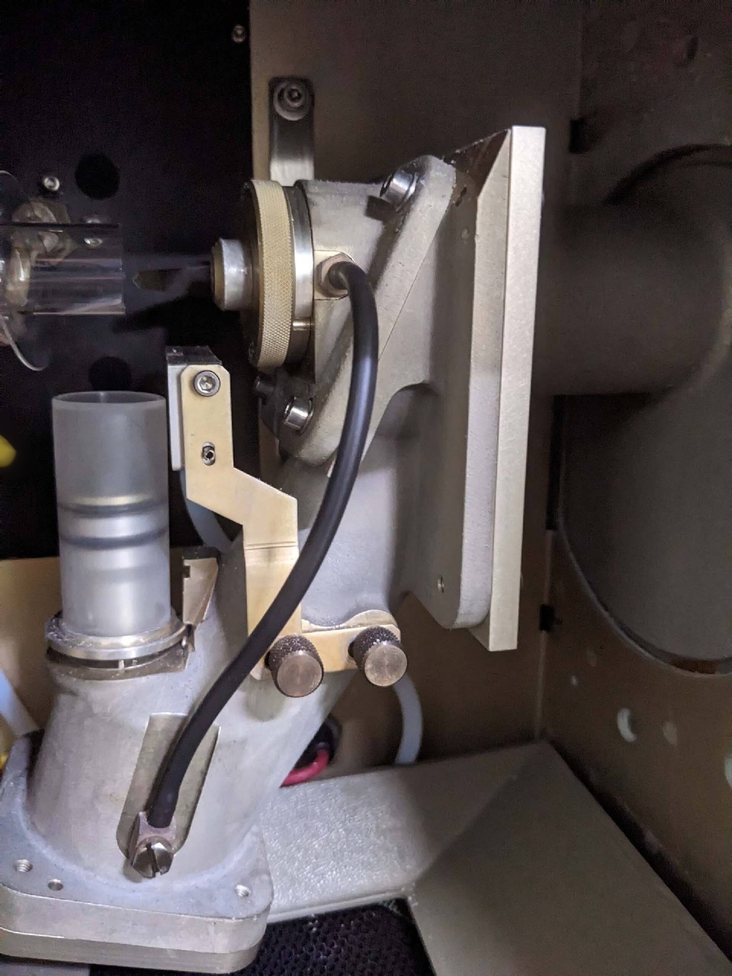 Foto Verwendet PERKIN ELMER Optima 7300 DV Zum Verkauf